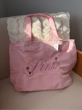 SOLD ON DEPOP FOR $30